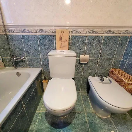 Chiqui Apartment *